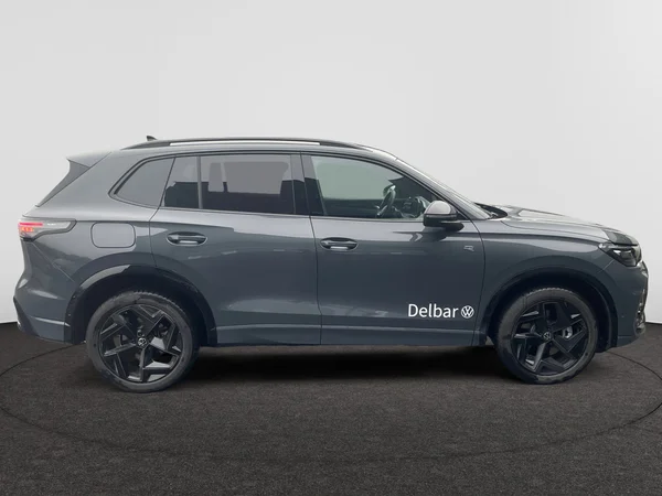 VOLKSWAGEN Tiguan eHybrid (PHEV) (2025) — foto 10 van 21