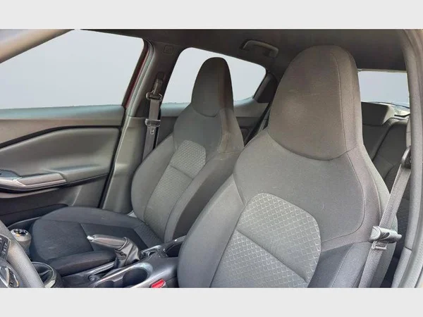 Nissan JUKE (2020) — foto 2 van 25
