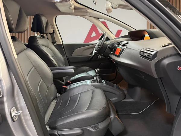 Citroen Grand-C4-SpaceTourer (2022) — foto 21 van 30