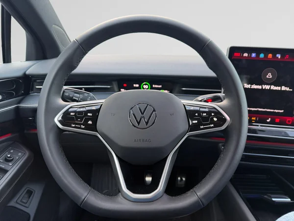 VOLKSWAGEN ID.7 Tourer (2026) — foto 5 van 22