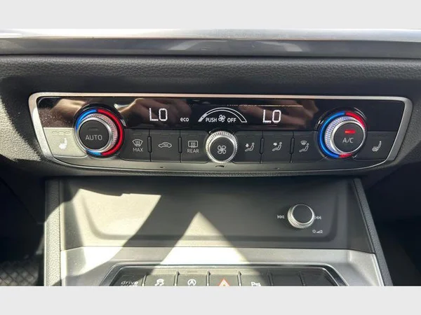 Audi Q3 Sportback (2021) — foto 11 van 29