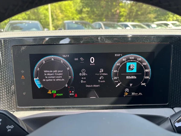 VOLKSWAGEN Tiguan (2026) — foto 6 van 24