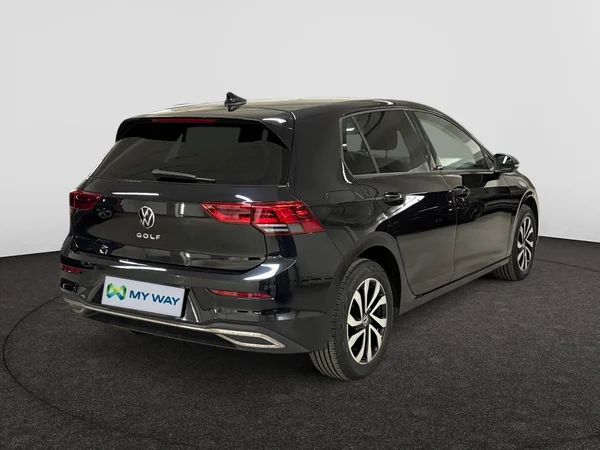 VOLKSWAGEN Golf VIII (2022) — foto 10 van 15