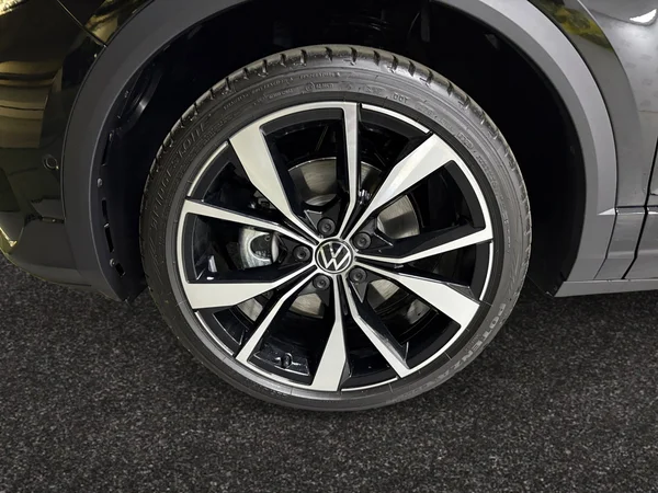 VOLKSWAGEN T-Roc (2025) — foto 11 van 13
