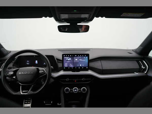 SKODA Kodiaq (2025) — foto 7 van 32