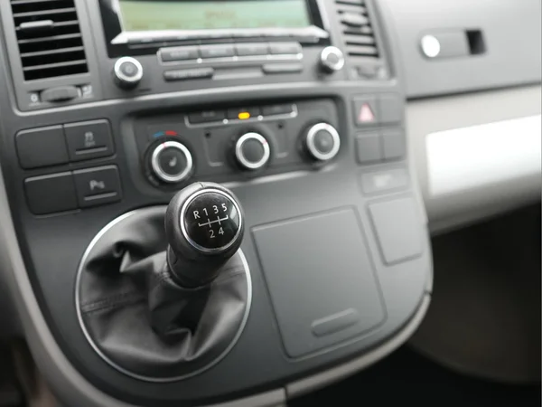VOLKSWAGEN Multivan T5 Lwb Dsl (2011) — foto 21 van 29