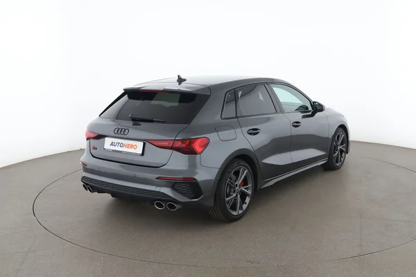 Audi S3 (2023) — foto 12 van 16