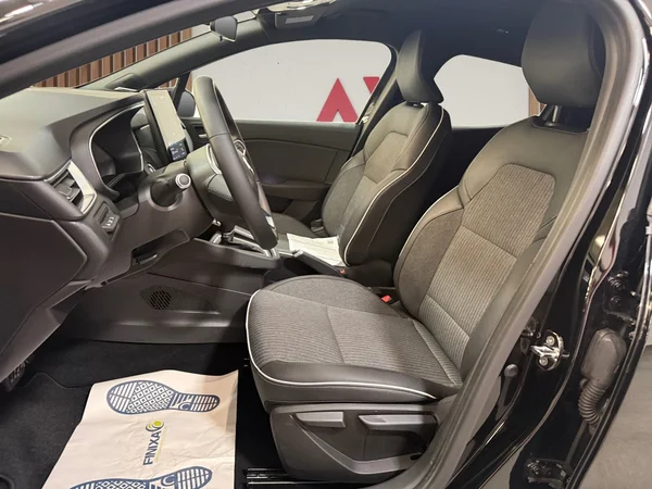 Renault Clio (2021) — foto 3 van 28