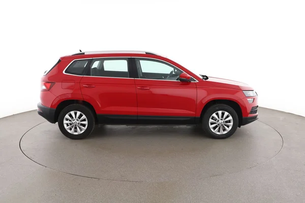 Skoda Karoq (2020) — foto 13 van 16