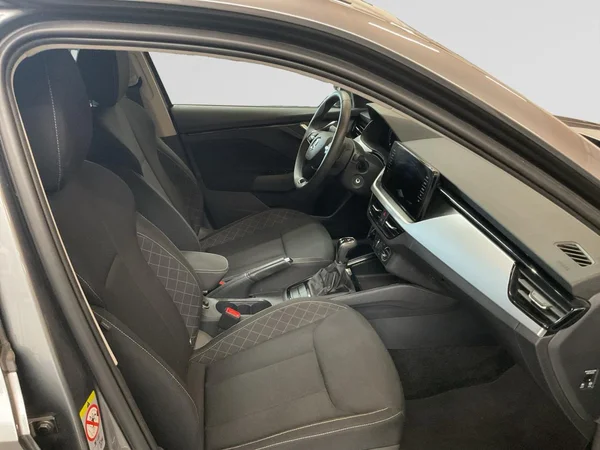 SKODA Kamiq (2024) — foto 8 van 24