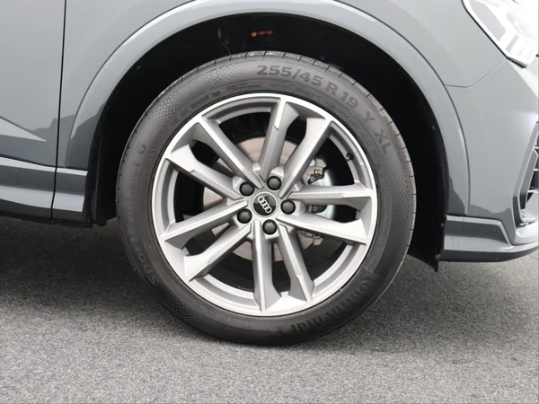 AUDI Q3 Sportback (2026) — foto 18 van 19