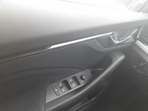 SKODA Scala (2025) — foto 11 van 23