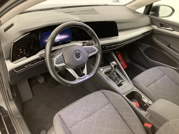 VOLKSWAGEN Golf VIII SW (2022) — foto 10 van 36