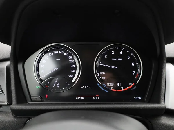 BMW 2 Reeks (2021) — foto 9 van 36