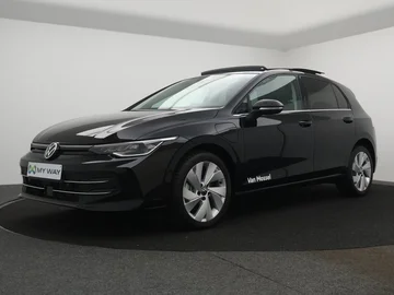 VOLKSWAGEN Golf VIII eHybrid (PHEV) (2026)