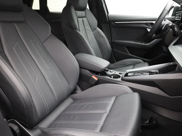 AUDI A3 Sportback (2025) — foto 3 van 21