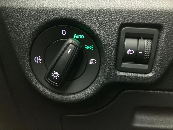 SKODA Kamiq (2023) — foto 8 van 36