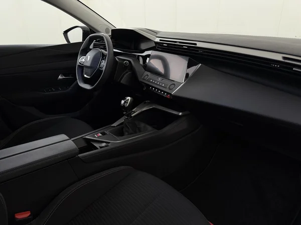 PEUGEOT 308 (2023) — foto 3 van 28