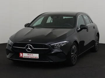 MERCEDES A 180 (2024)