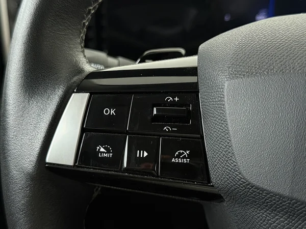 OPEL Astra (2023) — foto 9 van 28