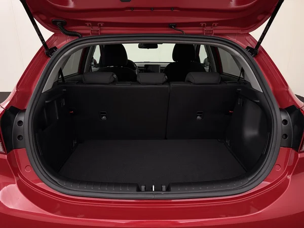 KIA Rio (2022) — foto 8 van 26
