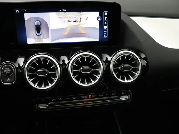 Mercedes-Benz B-Klasse (2023) — foto 8 van 32