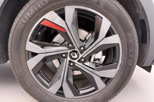 Renault Arkana E-TECH (HEV) (2022) — foto 19 van 28