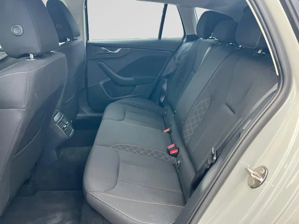 SKODA Scala (2021) — foto 3 van 18