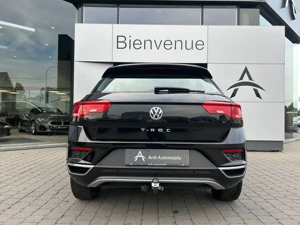 Volkswagen T-Roc (2019) — foto 20 van 24