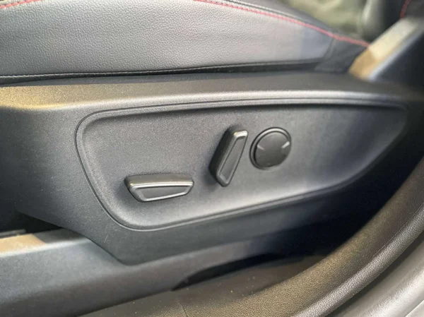 Ford Kuga (2023) — foto 10 van 19