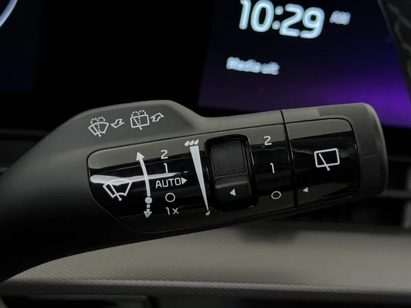 KIA Sportage (2022) — foto 17 van 36