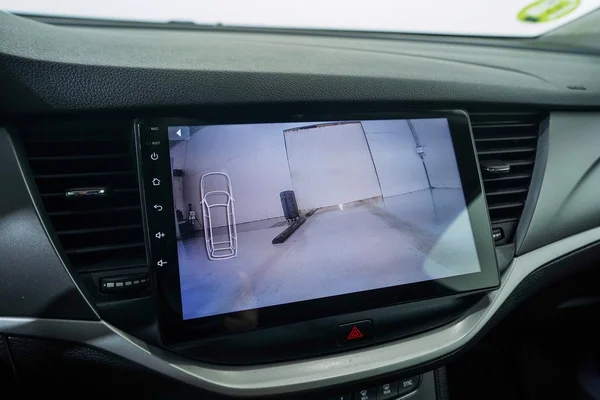 Opel Astra (2019) — foto 19 van 53