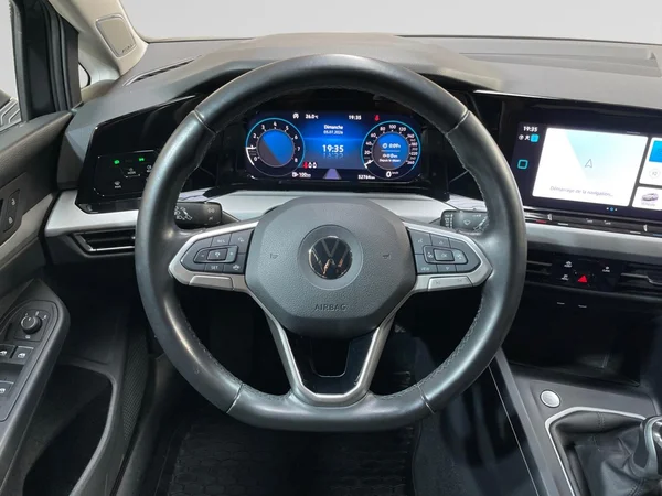 VOLKSWAGEN Golf VIII SW (2022) — foto 14 van 15