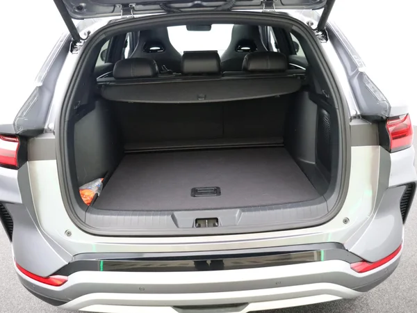 BYD SEAL U (2025) — foto 15 van 33