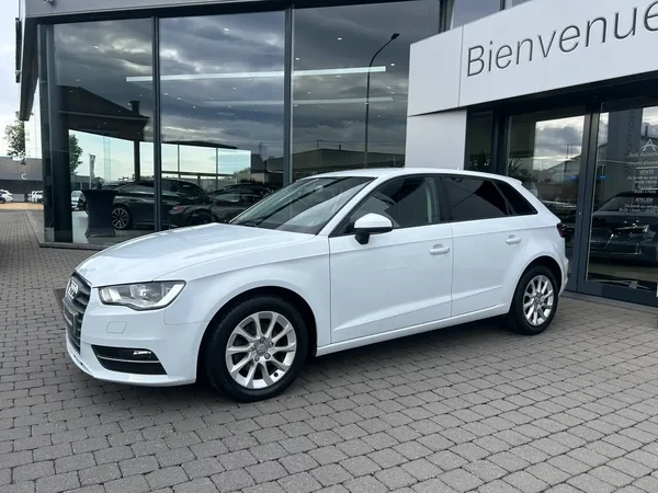Audi A3 (2014) — foto 6 van 18