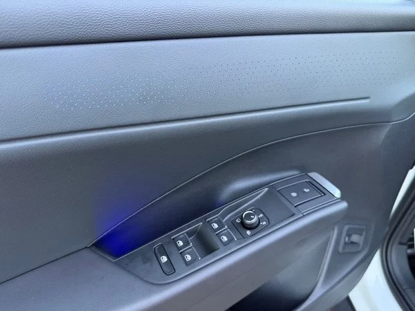 VOLKSWAGEN T-Roc (2026) — foto 7 van 21