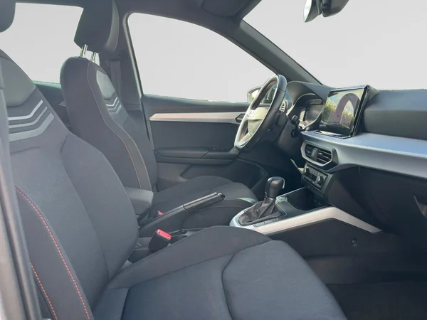 SEAT Arona (2022) — foto 3 van 24