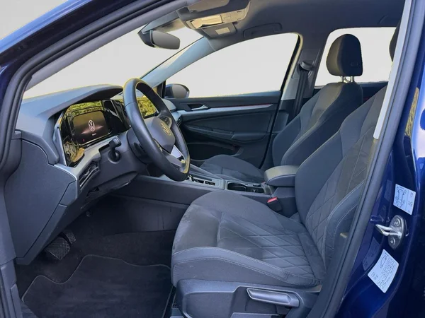 VOLKSWAGEN Golf VIII (2024) — foto 21 van 21