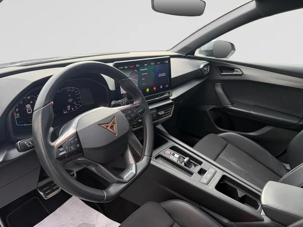 CUPRA Leon ST e-Hybrid (PHEV) (2023) — foto 6 van 21