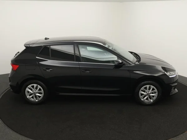 SKODA Fabia (2025) — foto 2 van 25