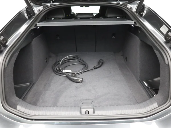 AUDI A6 Sportback e-tron (2026) — foto 9 van 23