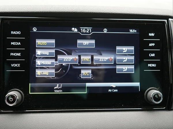 SKODA Karoq (2026) — foto 21 van 28