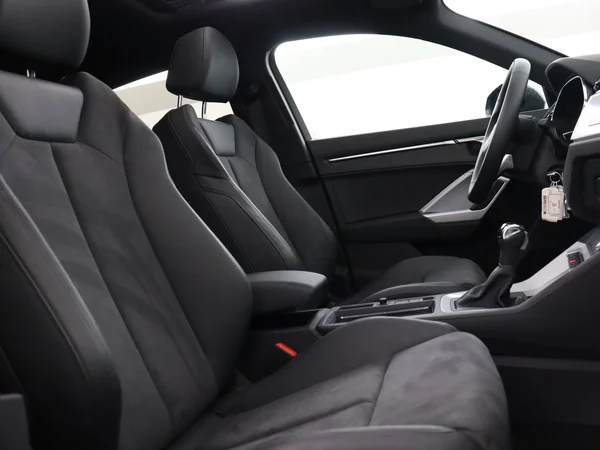 AUDI Q3 Sportback (2025) — foto 19 van 19