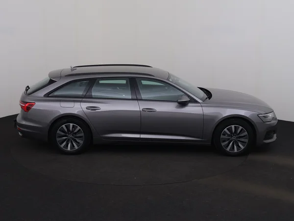AUDI A6 (2021) — foto 28 van 32