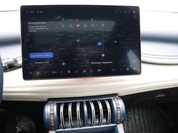 BYD ATTO 3 (2023) — foto 16 van 33