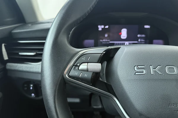 Skoda Kamiq (2025) — foto 6 van 18