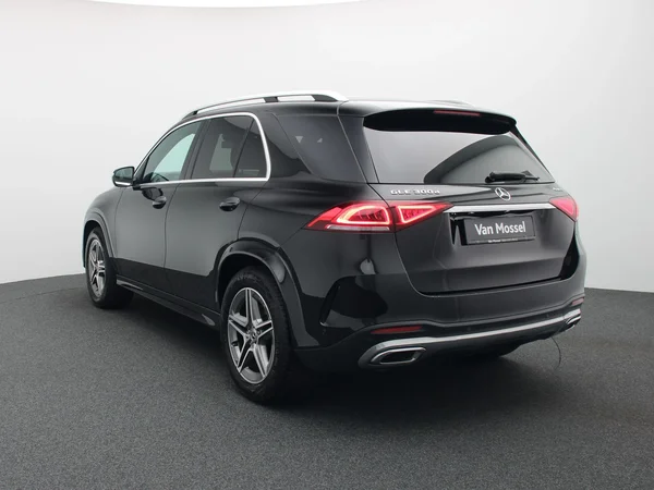 Mercedes-Benz GLE (2022) — foto 12 van 34