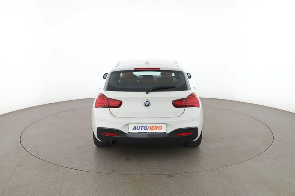 BMW 1-serie (2018) — foto 11 van 16