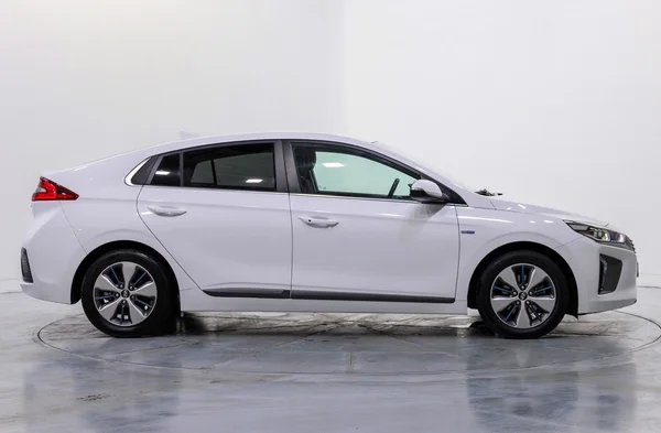 Hyundai Ioniq PHEV (2018) — foto 51 van 54