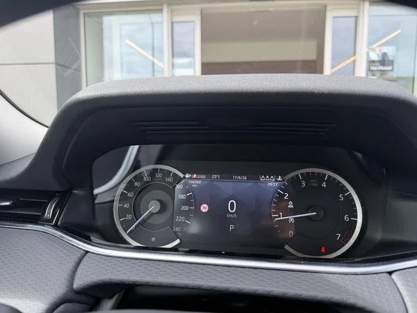 Land Rover Range Rover Evoque (2023) — foto 5 van 26